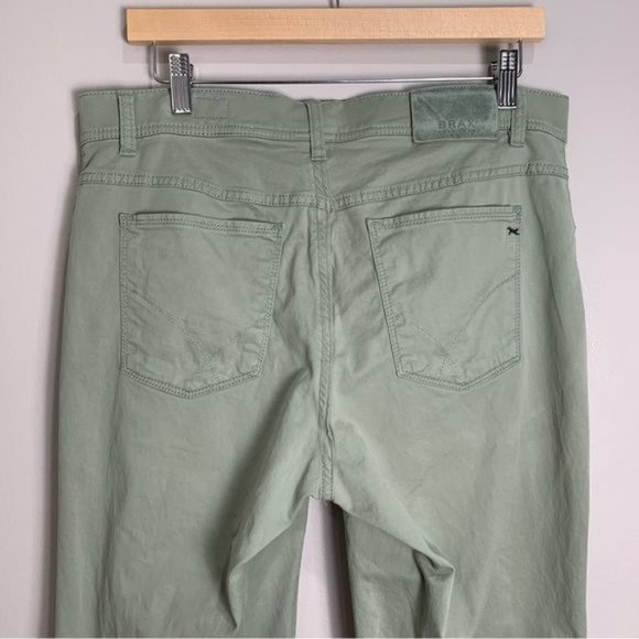 Brax Matcha Green Cooper Fancy Chino Pants UltraLight Regular Fit - Picture 6 of 11